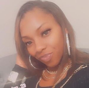 Meet your Posher, Katelyn